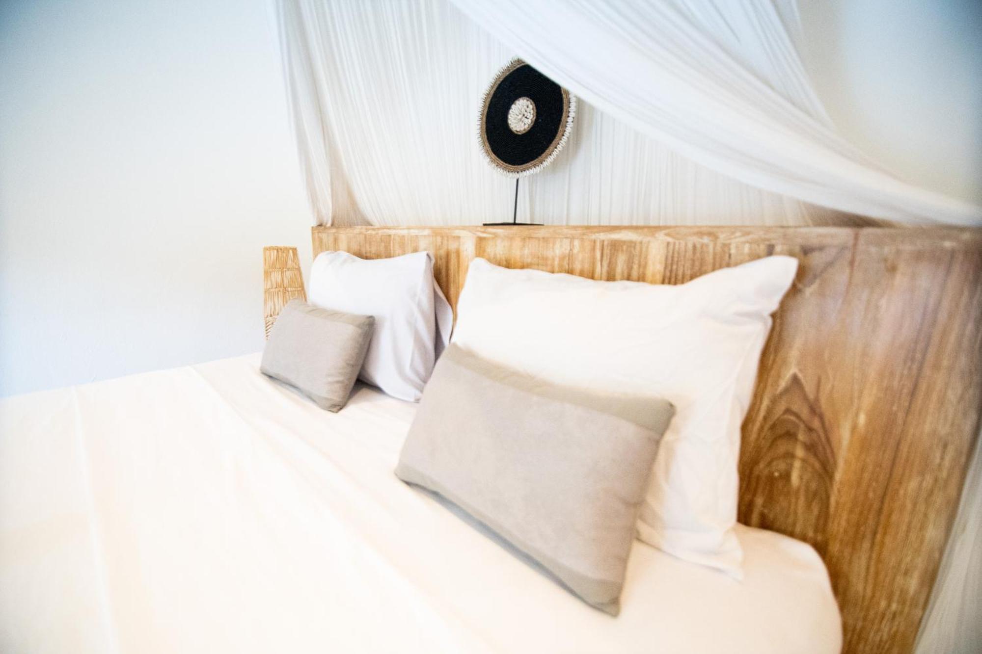 Rumah Singa - Holistic Healing Retreat Гили-Эйр Экстерьер фото