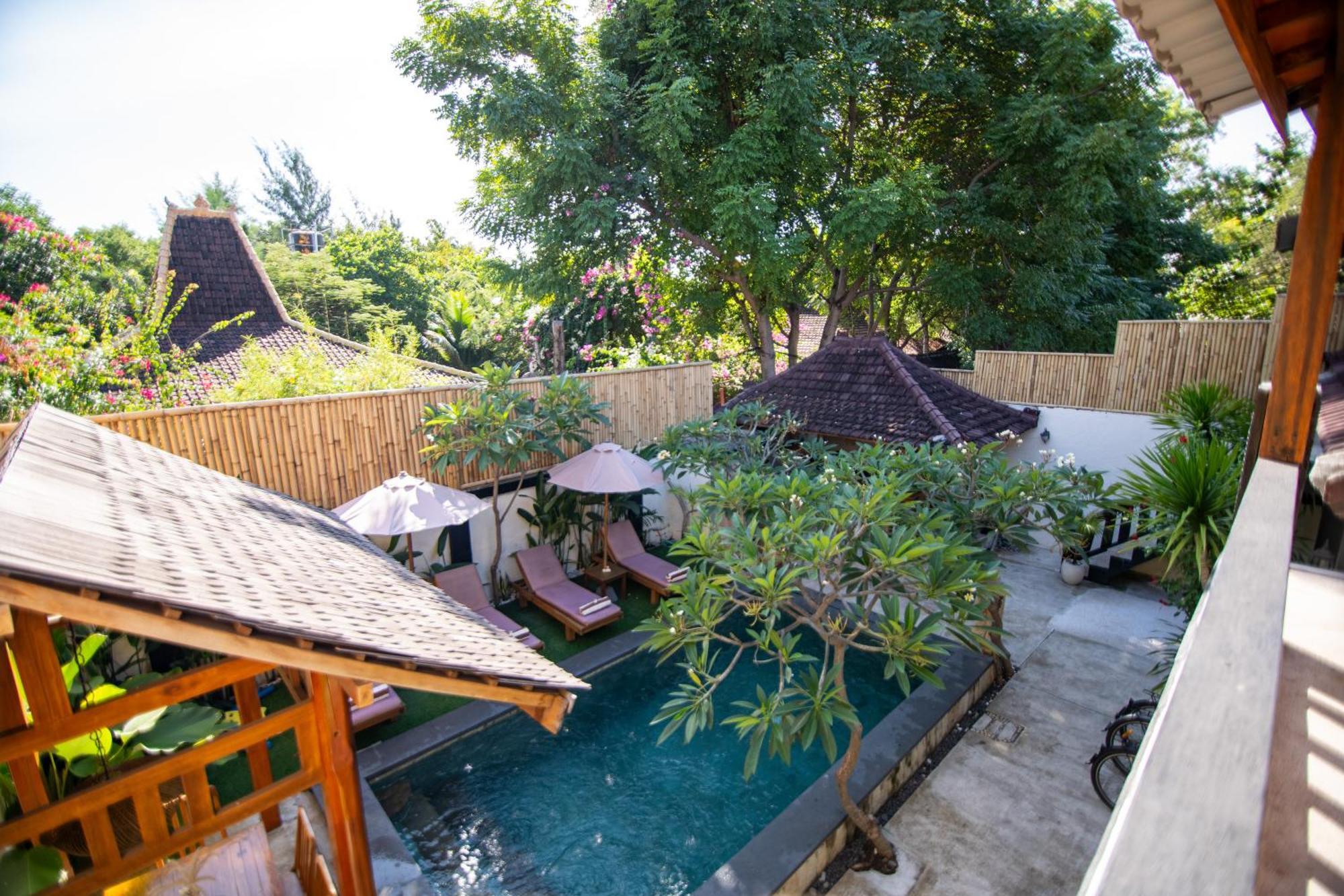 Rumah Singa - Holistic Healing Retreat Гили-Эйр Экстерьер фото